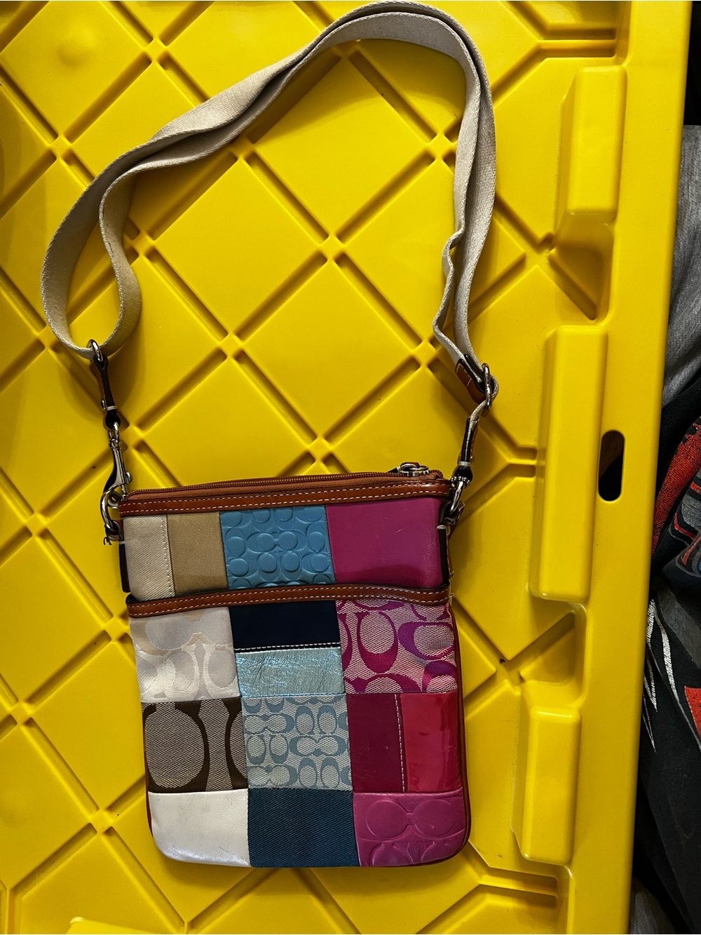 Vintage Y2K Coach Multicolor Patchwork Crossbody Bag - Beige Strap
